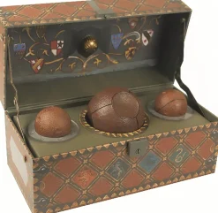 HARRY POTTER: COLLECTIBLE QUIDDITCH SET
